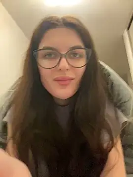 little belucci online show from 02/06/25, 07:29