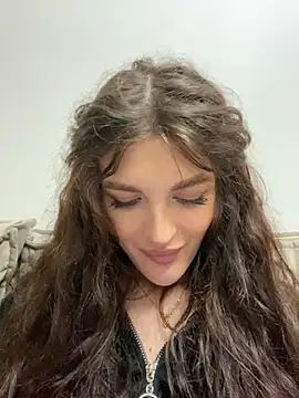 little belucci online show from 02/16/25, 05:15