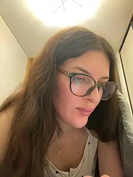 little belucci online show from 02/21/25, 08:27