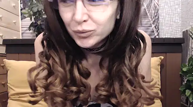 lilianleight online show from 02/06/25, 04:31