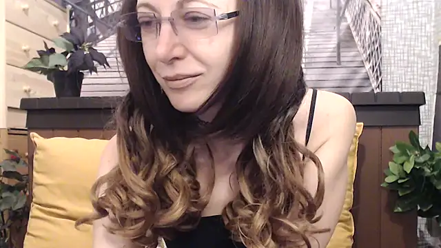 lilianleight online show from 04/13/26, 10:32