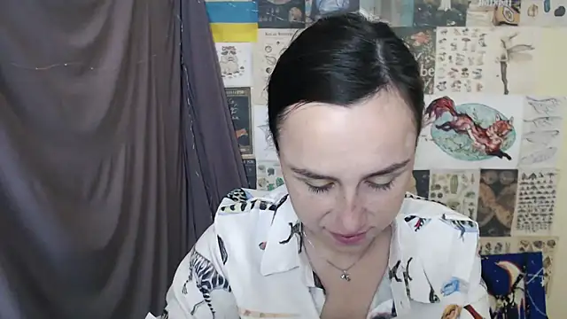 VeryVeryVeryShy  online show from 09/11/25, 05:40