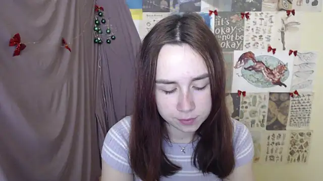 VeryVeryVeryShy  online show from 12/17/25, 09:15