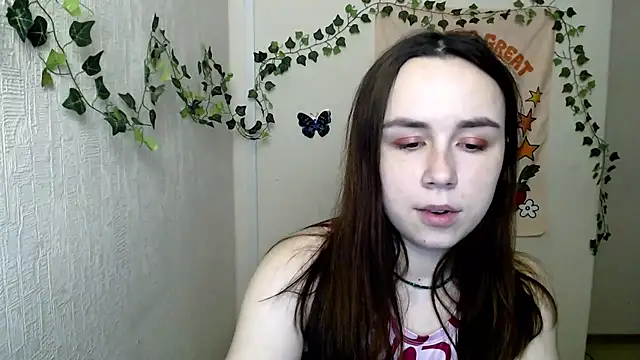 VeryVeryVeryShy  online show from 03/05/26, 07:48