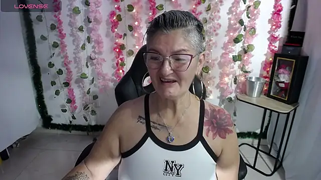 bety-cum2 online show from 02/16/25, 04:32