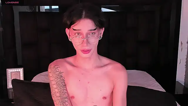 AndyWiilliams online show from 02/12/25, 10:04