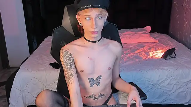 AndyWiilliams online show from 09/15/25, 09:37