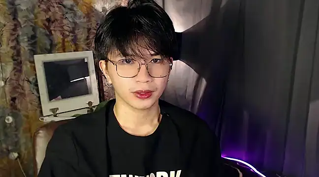 Sexy Handsome Drex online show from 12/18/24, 10:19