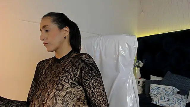 lauren fit online show from 02/19/26, 06:48