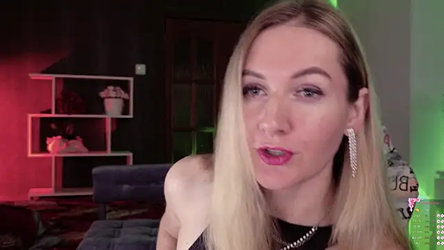 Hello Lisha online show from 10/21/25, 09:21