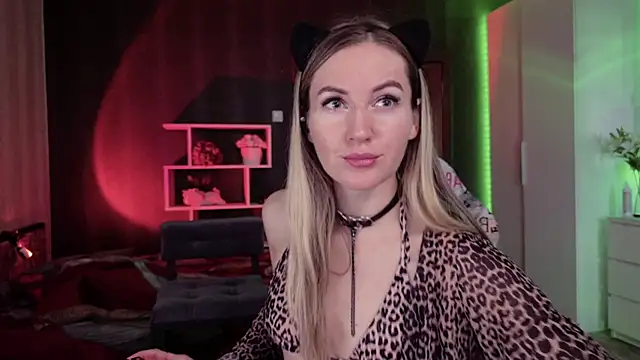 Hello Lisha online show from 10/31/25, 08:15