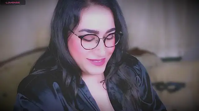 Snapshot of MERA_arab chatting on 01/26/25, 10:46 MERA arab online show from 01/26/25, 10:46