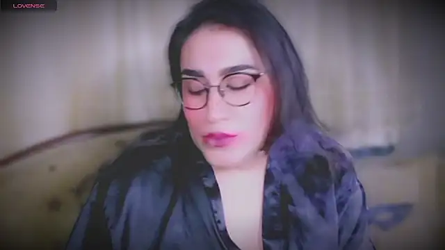 Snapshot of MERA_arab chatting on 02/01/25, 12:18 MERA arab online show from 02/01/25, 12:18