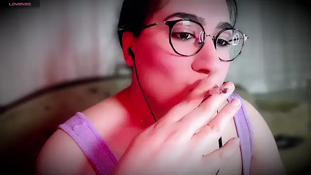 Snapshot of MERA_arab chatting on 02/19/25, 11:14 MERA arab online show from 02/19/25, 11:14