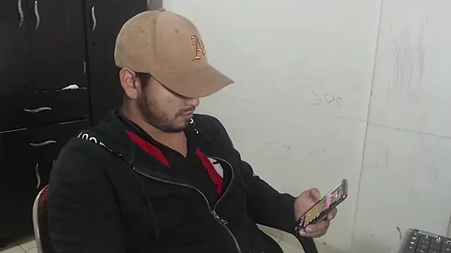 kylian 07 online show from 11/07/25, 04:23