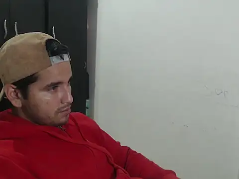 kylian 07 online show from 11/18/25, 01:22