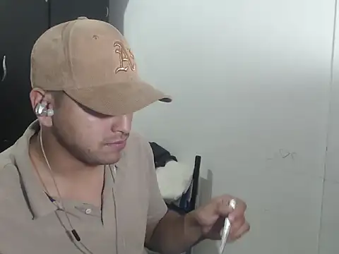 kylian 07 online show from 11/27/25, 02:35