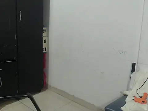 kylian 07 online show from 11/28/25, 02:14