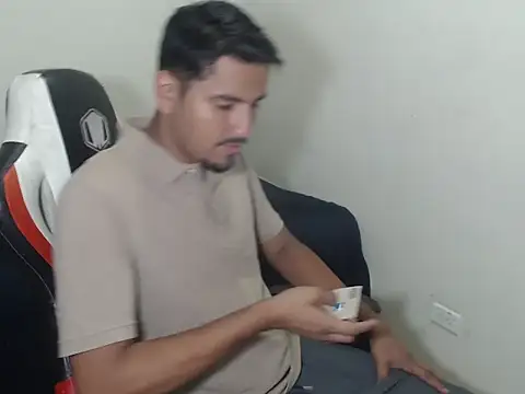 kylian 07 online show from 04/29/26, 02:15