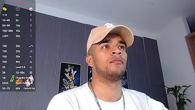 Bigcock 21cm  online show from 03/20/25, 08:08