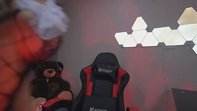 Snapshot of Dubois_Amy chatting on 03/23/25, 01:42 Dubois Amy online show from 03/23/25, 01:42