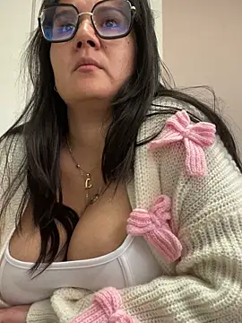 SWEETLILY18 online show from 01/28/25, 02:31