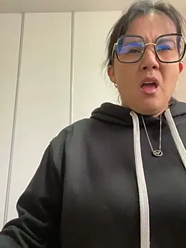 SWEETLILY18 online show from 02/07/25, 02:26