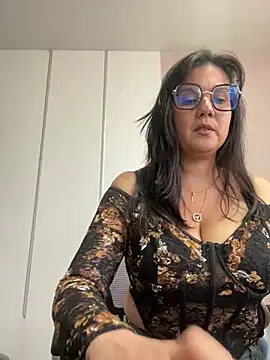 SWEETLILY18 online show from 02/08/25, 02:27