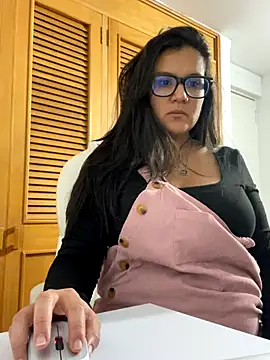 SWEETLILY18 online show from 10/07/25, 10:40