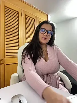 SWEETLILY18 online show from 10/08/25, 10:51