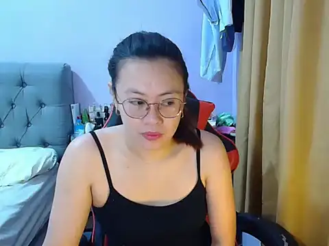 crizzybel online show from 06/11/26, 08:18