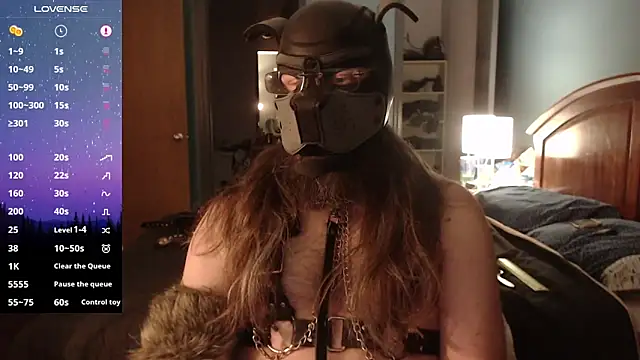 Snapshot of kinkywolf429 chatting on 12/30/24, 04:20 kinkywolf429 online show from 12/30/24, 04:20