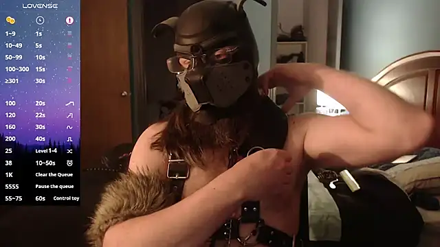 Snapshot of kinkywolf429 chatting on 01/09/25, 05:13 kinkywolf429 online show from 01/09/25, 05:13