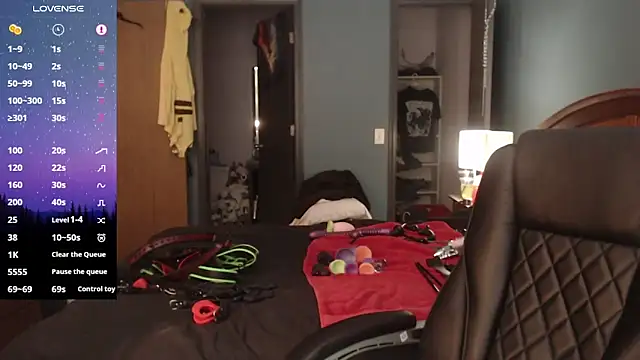 kinkywolf429 online show from 03/23/26, 06:12