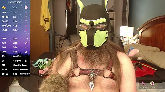 Snapshot of kinkywolf429 chatting on 05/07/26, 10:37 kinkywolf429 online show from 05/07/26, 10:37