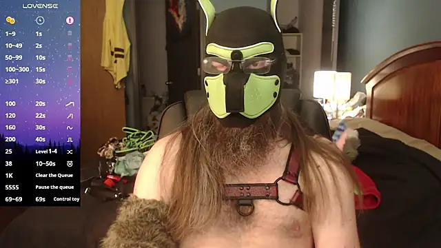 Snapshot of kinkywolf429 chatting on 05/20/26, 08:26 kinkywolf429 online show from 05/20/26, 08:26