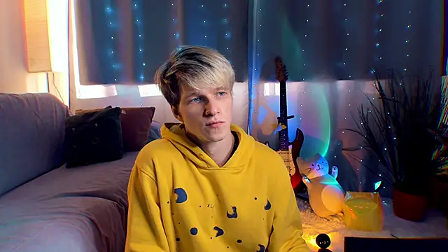 Breston Sweet online show from 03/24/26, 02:44