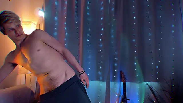 Breston Sweet online show from 03/27/26, 06:08