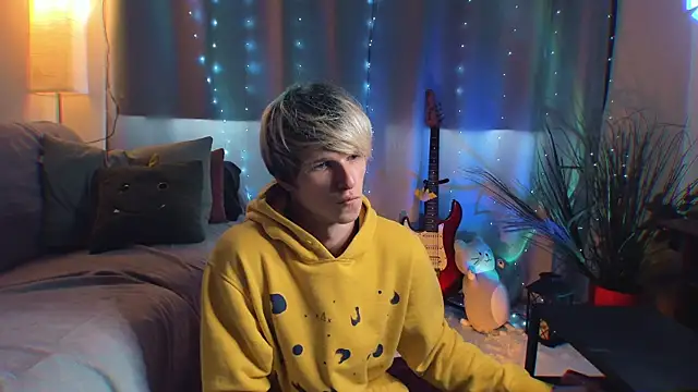 Breston Sweet online show from 04/24/26, 05:21