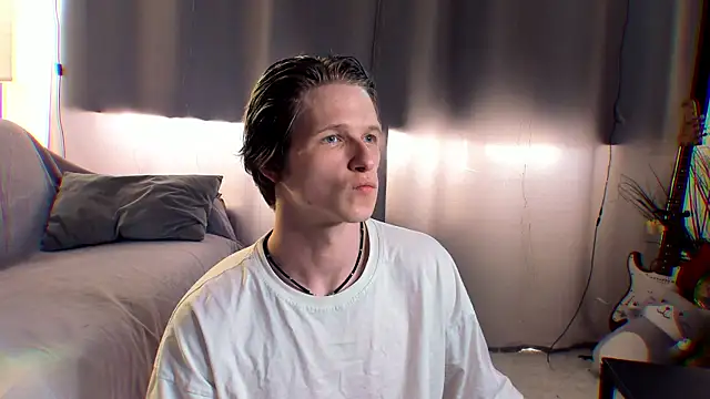 Snapshot of Breston_Sweet chatting on 06/12/26, 05:01 Breston Sweet online show from 06/12/26, 05:01