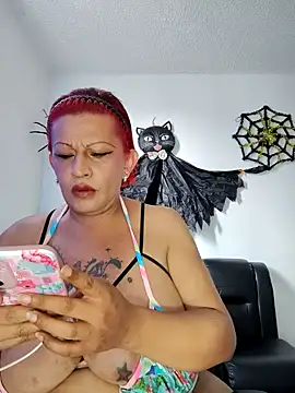 zafiro sex  online show from 10/28/25, 08:11