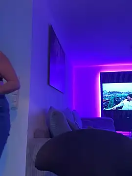 Snapshot of newMichelle chatting on 01/30/25, 07:18 newMichelle online show from 01/30/25, 07:18