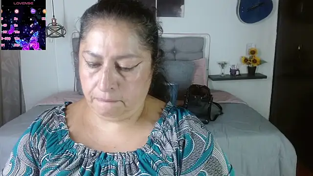 Keyla01  online show from 04/24/26, 06:32