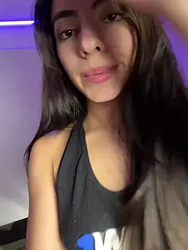 Snapshot of martiiaciar chatting on 02/27/25, 02:21 martiiaciar online show from 02/27/25, 02:21