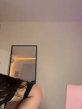 Snapshot of martiiaciar chatting on 03/23/25, 05:21 martiiaciar online show from 03/23/25, 05:21