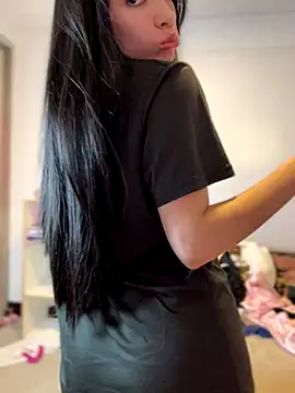 Snapshot of martiiaciar chatting on 10/24/25, 01:13 martiiaciar online show from 10/24/25, 01:13