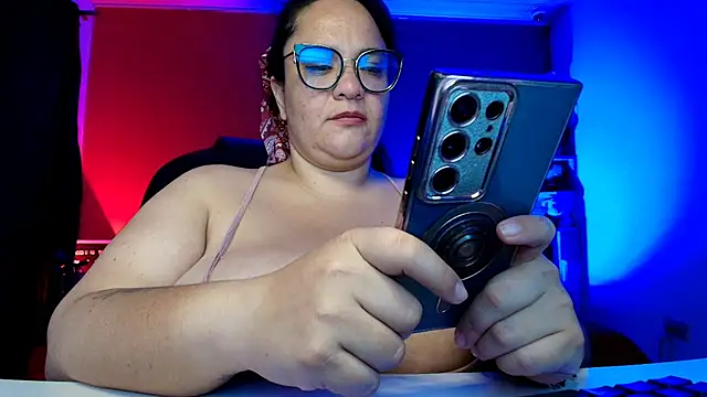 lulubigtitts1 online show from 10/05/25, 02:32