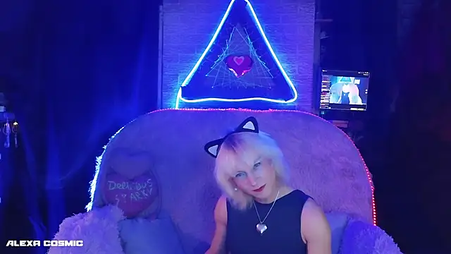 Alexa Cosmic online show from 12/20/25, 02:07