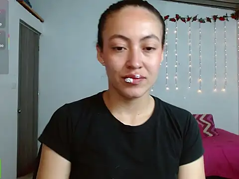 Olivia Bright online show from 02/24/26, 06:39