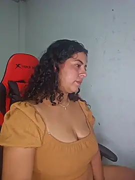 Snapshot of Mary_pinkish chatting on 02/02/25, 04:37 Mary pinkish online show from 02/02/25, 04:37